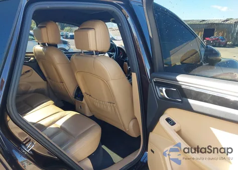 2017 Porsche Macan S z USA, uszkodzony, nr VIN WP1AB2A50HLB12763